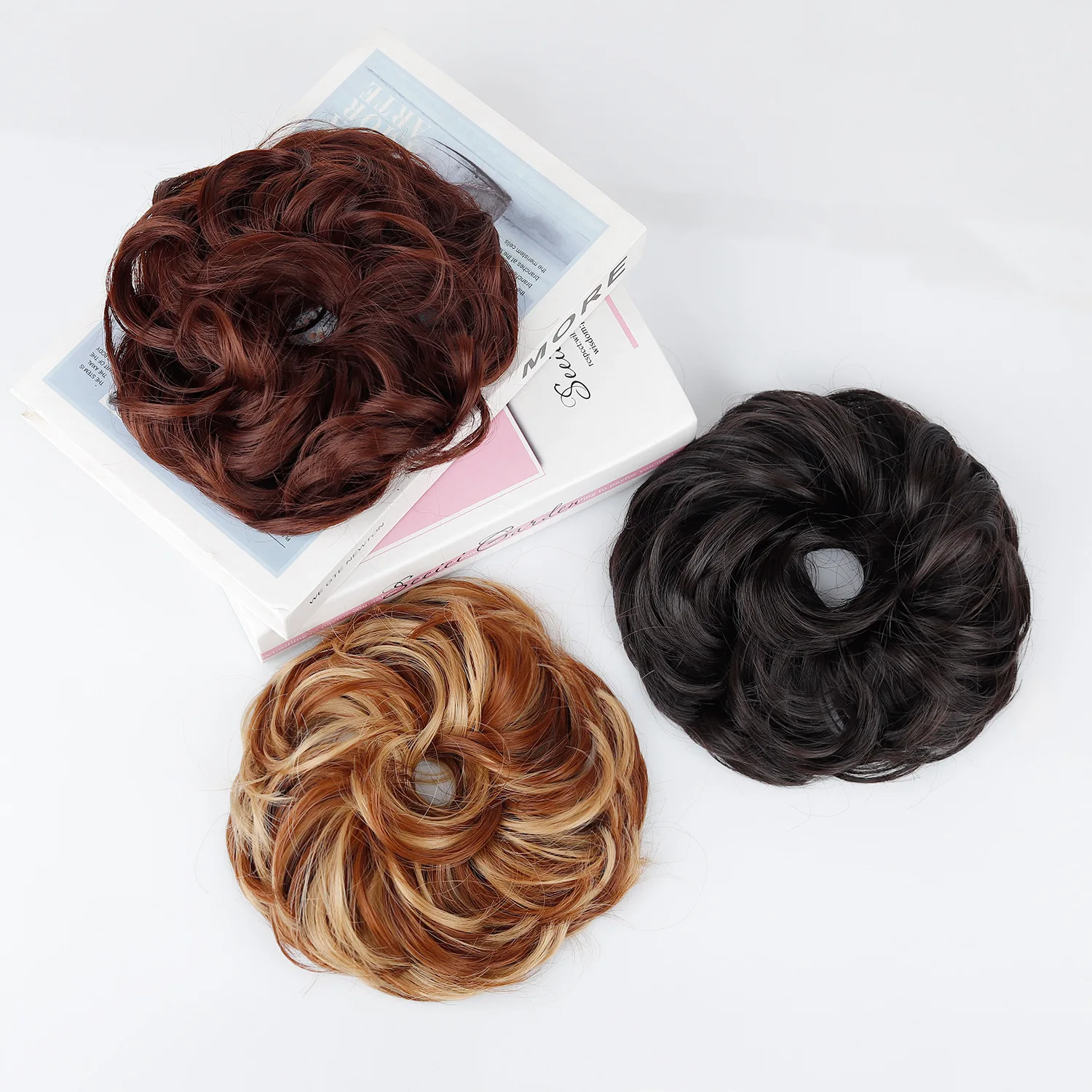 Elegancka, falowana, nieco nie – Claw Clip Messy Bun Hair Piece recenzja i cena